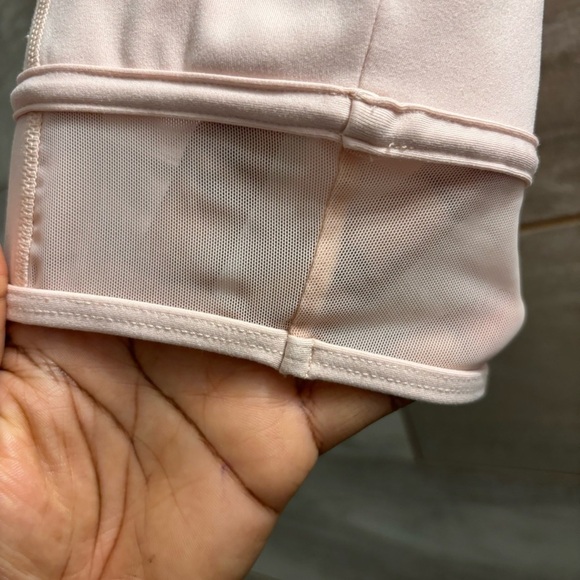 Le Ore - Andria Mesh-trimmed Recycled Stretch Sports Bra - Pink - Picture 14 of 15